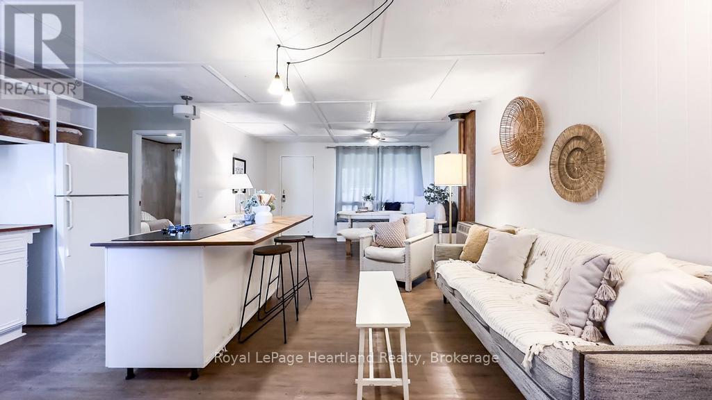 Photo 20 of 46 for 71702 Old Cedarbank Lane