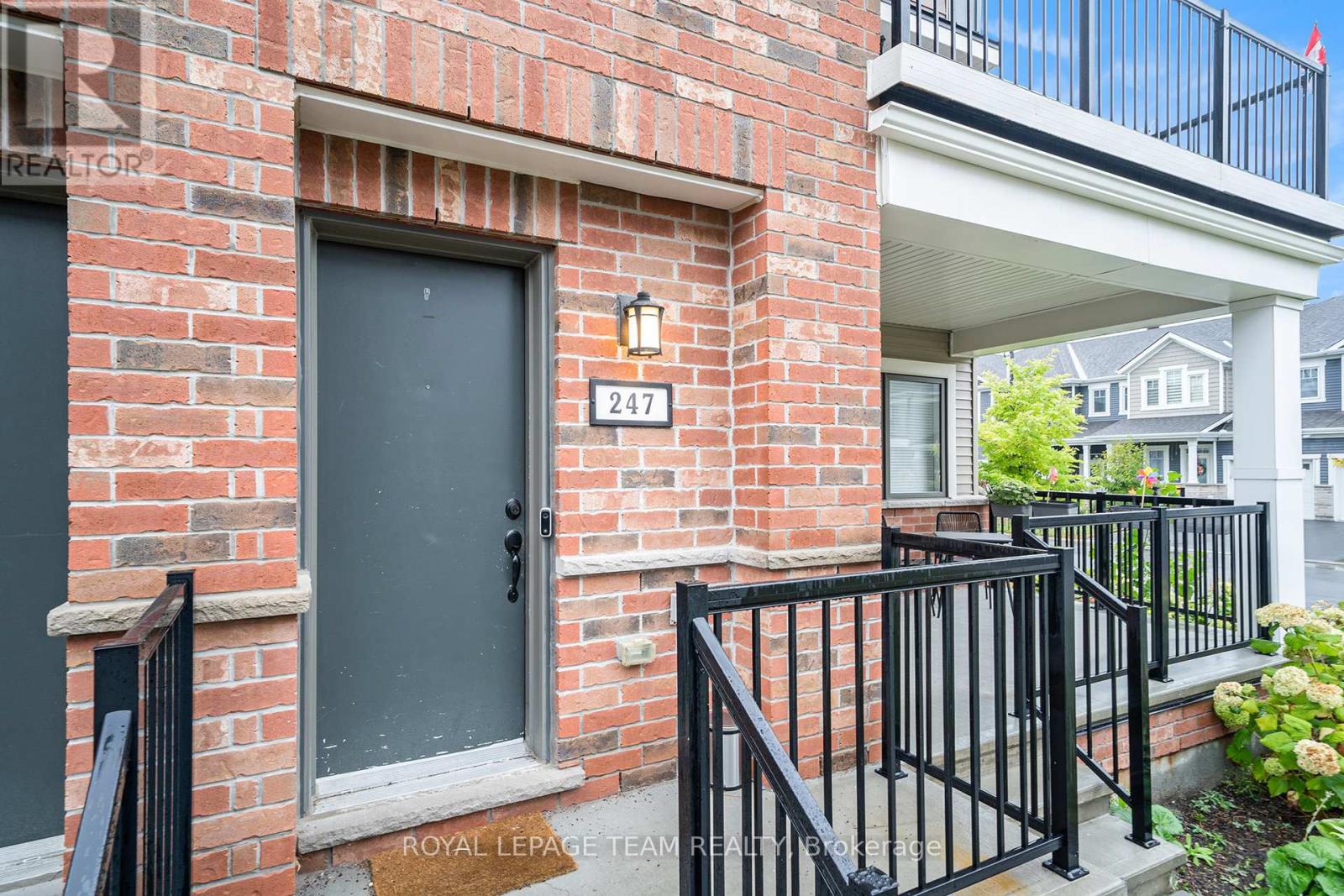 247 Zenith Private, Ottawa, Ontario  K2J 6N3 - Photo 3 - X12437929
