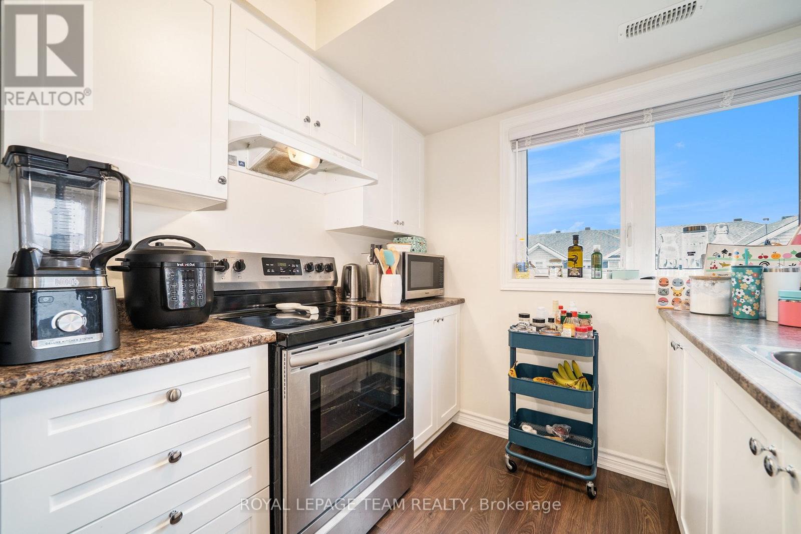 247 Zenith Private, Ottawa, Ontario  K2J 6N3 - Photo 6 - X12437929