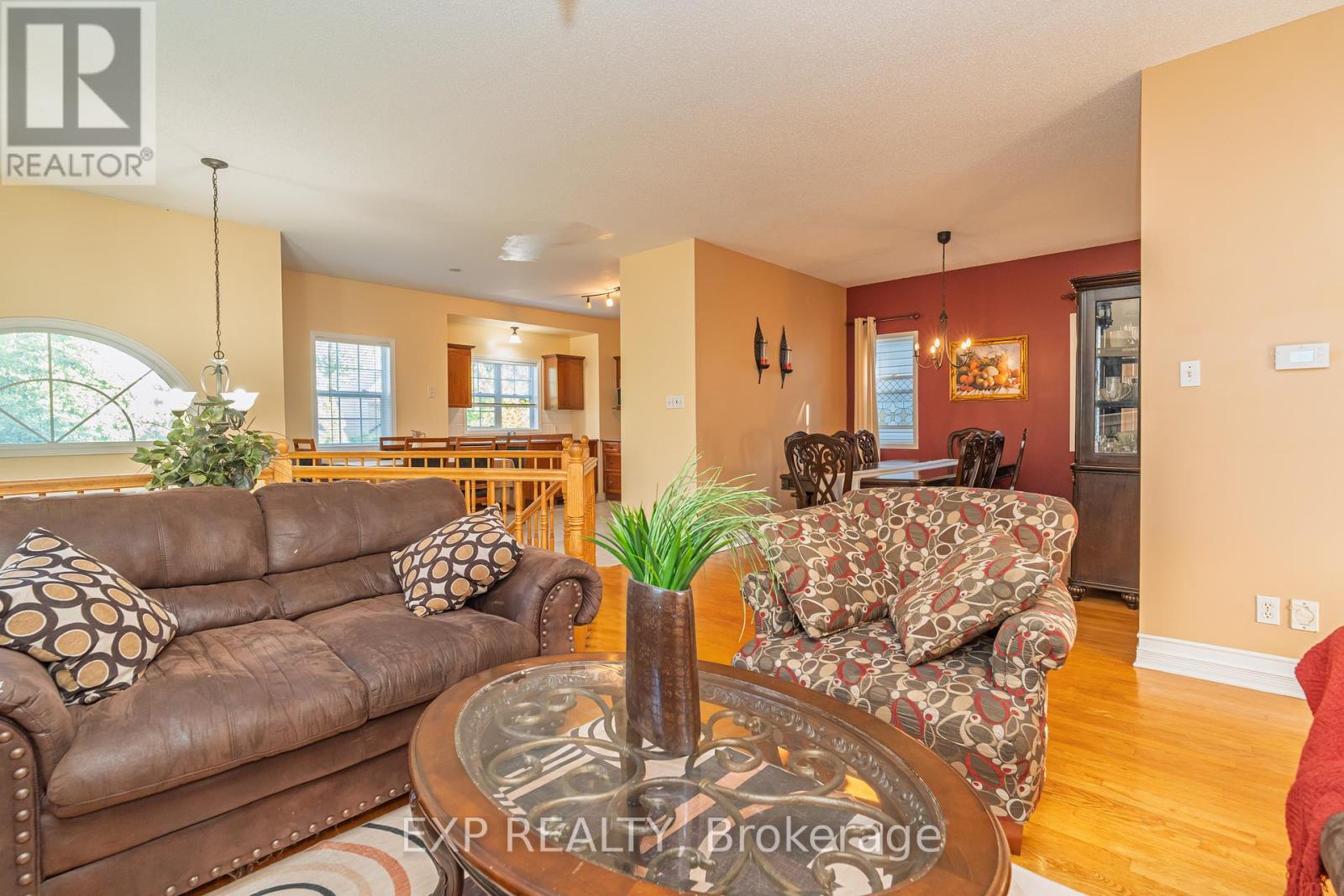 1567 Rumford Drive, Ottawa, Ontario  K4A 4C1 - Photo 6 - X12438046