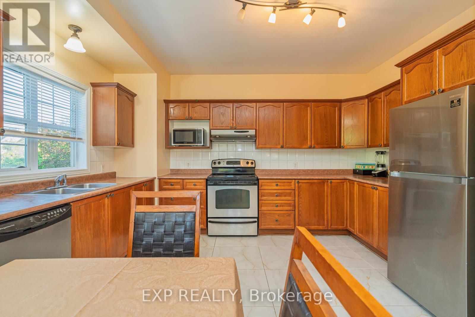 1567 Rumford Drive, Ottawa, Ontario  K4A 4C1 - Photo 9 - X12438046
