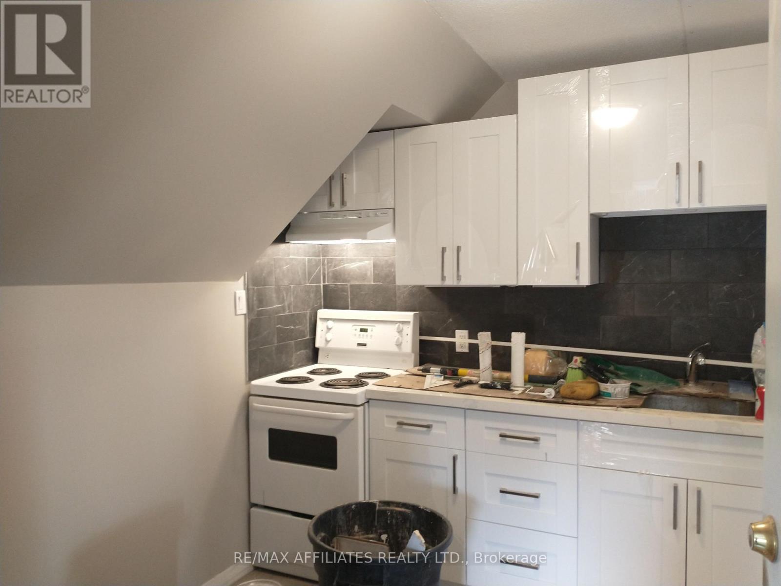71 Mcgonigal Street W, Arnprior, Ontario  K7S 1M2 - Photo 6 - X12438060