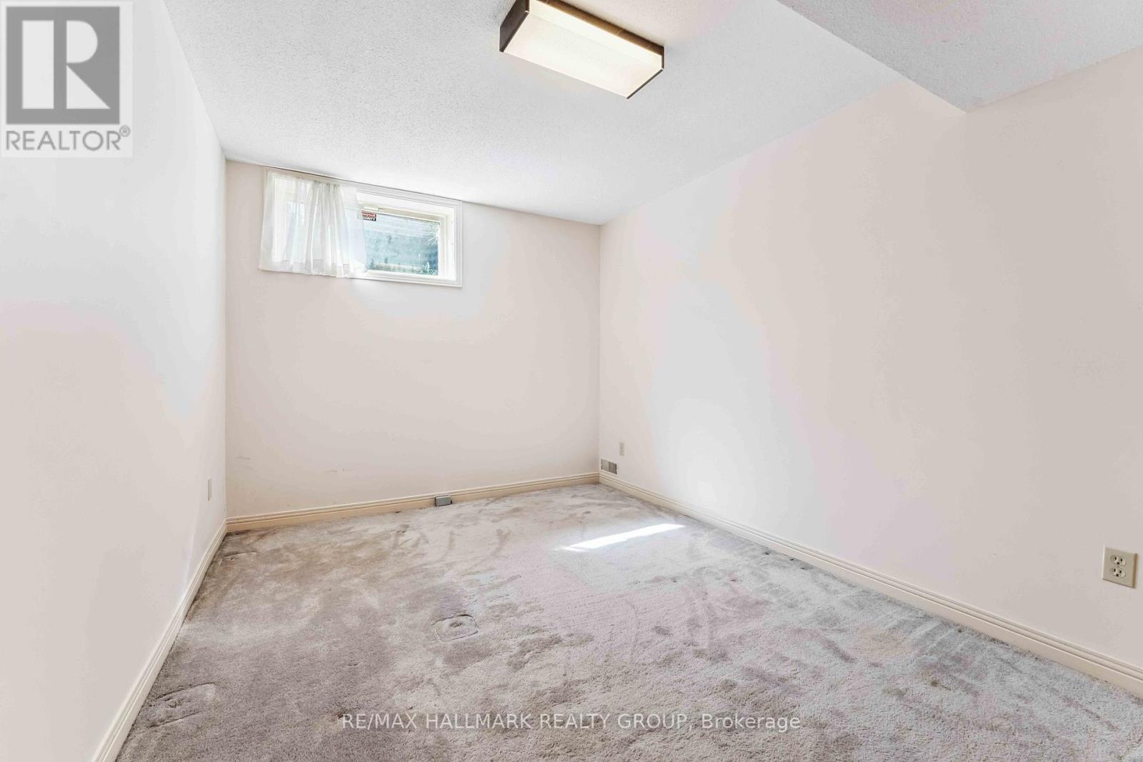109 Country Club Drive, Ottawa, Ontario  K1V 0B4 - Photo 23 - X12438091