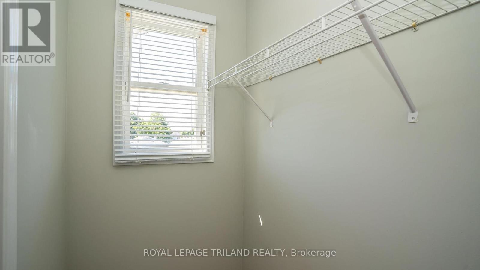 223 Simpson Crescent, London East, Ontario  N5V 5E1 - Photo 21 - X12438096