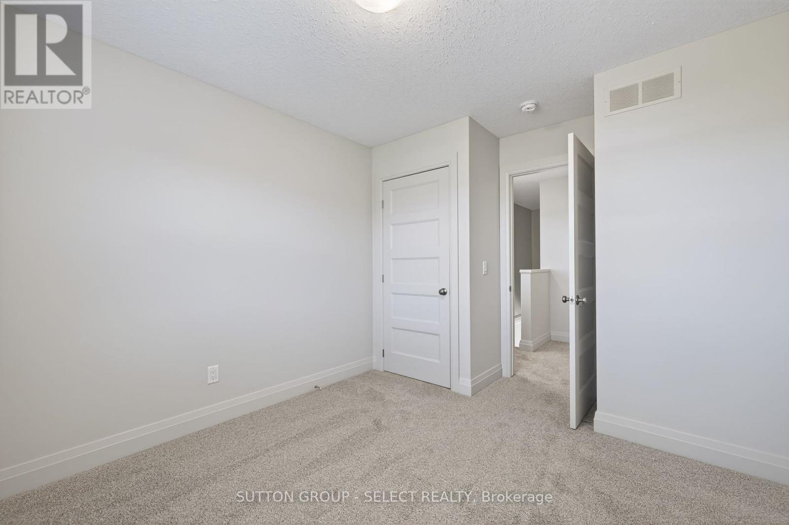 29 - 1040 Coronation Drive, London North, Ontario  N6H 0B5 - Photo 31 - X12438098