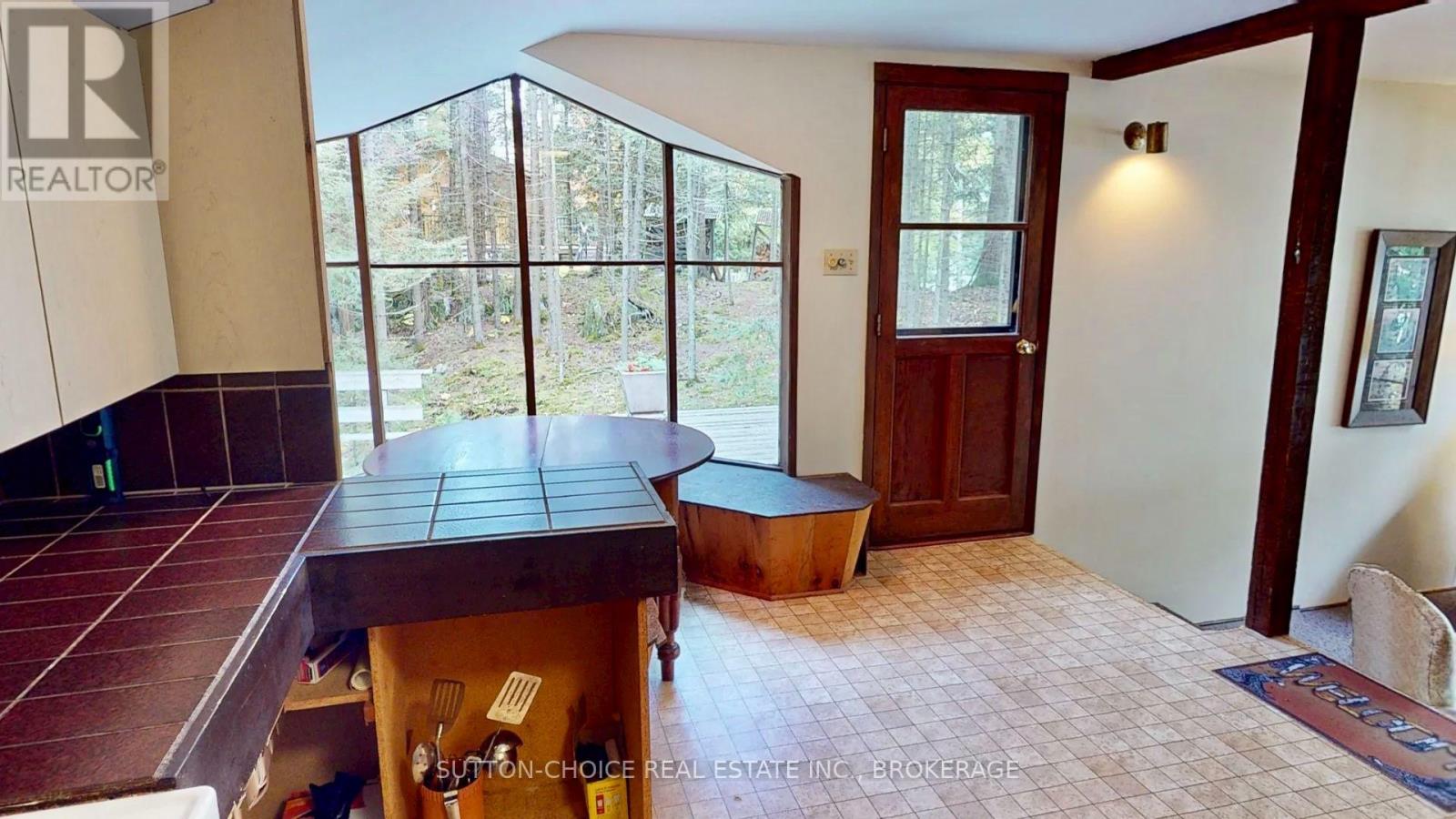 104 Hemlock Island, East Ferris, Ontario  P0H 1K0 - Photo 10 - X12437944