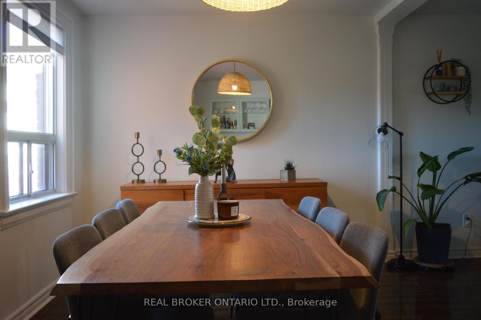 204 Earlscourt Avenue W, Toronto, Ontario  M6E 4B1 - Photo 19 - W12434979
