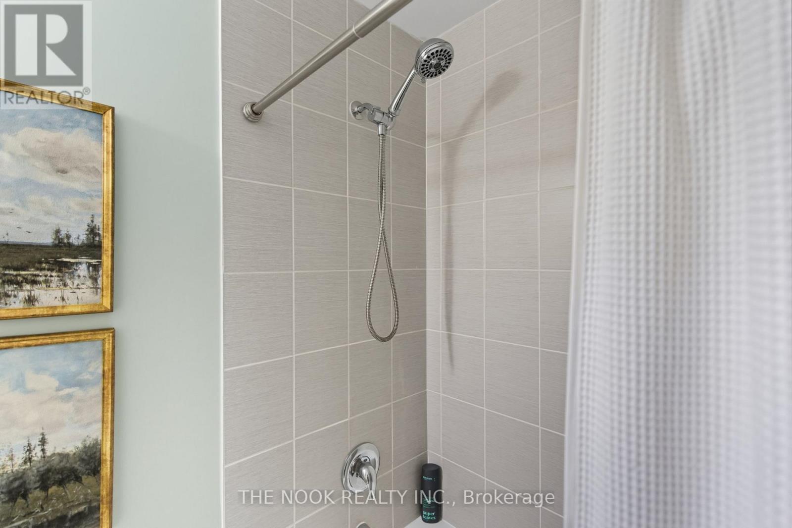 12 Tabaret Crescent, Oshawa, Ontario  L1L 0G5 - Photo 15 - E12437996