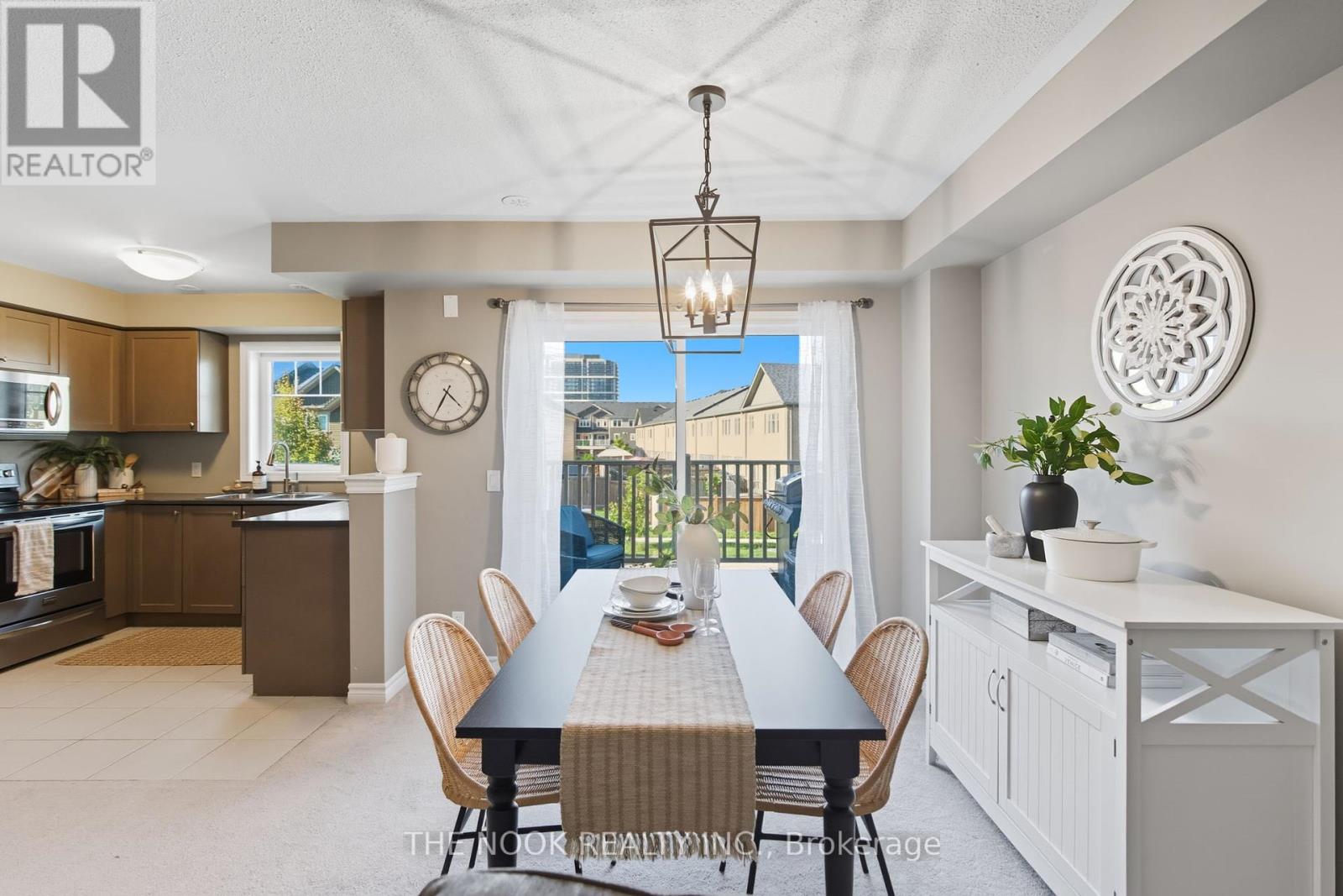 12 Tabaret Crescent, Oshawa, Ontario  L1L 0G5 - Photo 5 - E12437996