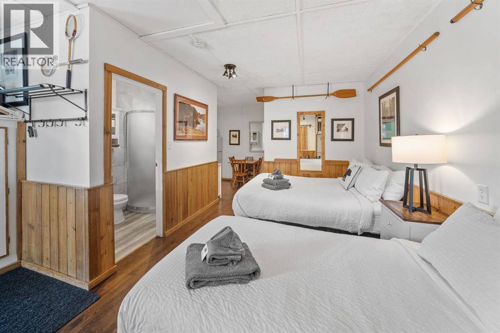 218 & 220 Beaver Street, Banff, Alberta  T1L 1B2 - Photo 10 - A2226003