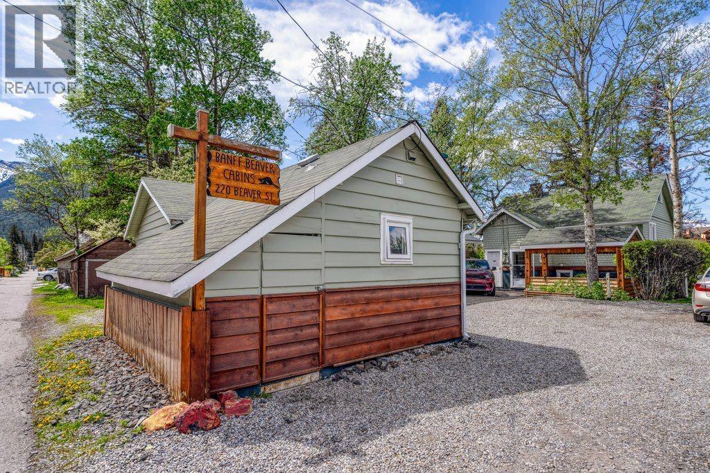 218 & 220 Beaver Street, Banff, Alberta  T1L 1B2 - Photo 3 - A2226003