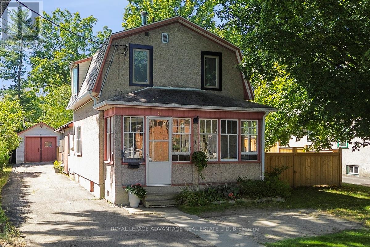 74 Beckwith Street E, Perth, Ontario  K7H 1C1 - Photo 1 - X12437992