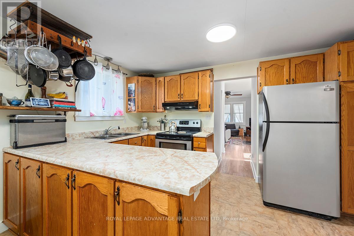 74 Beckwith Street E, Perth, Ontario  K7H 1C1 - Photo 25 - X12437992
