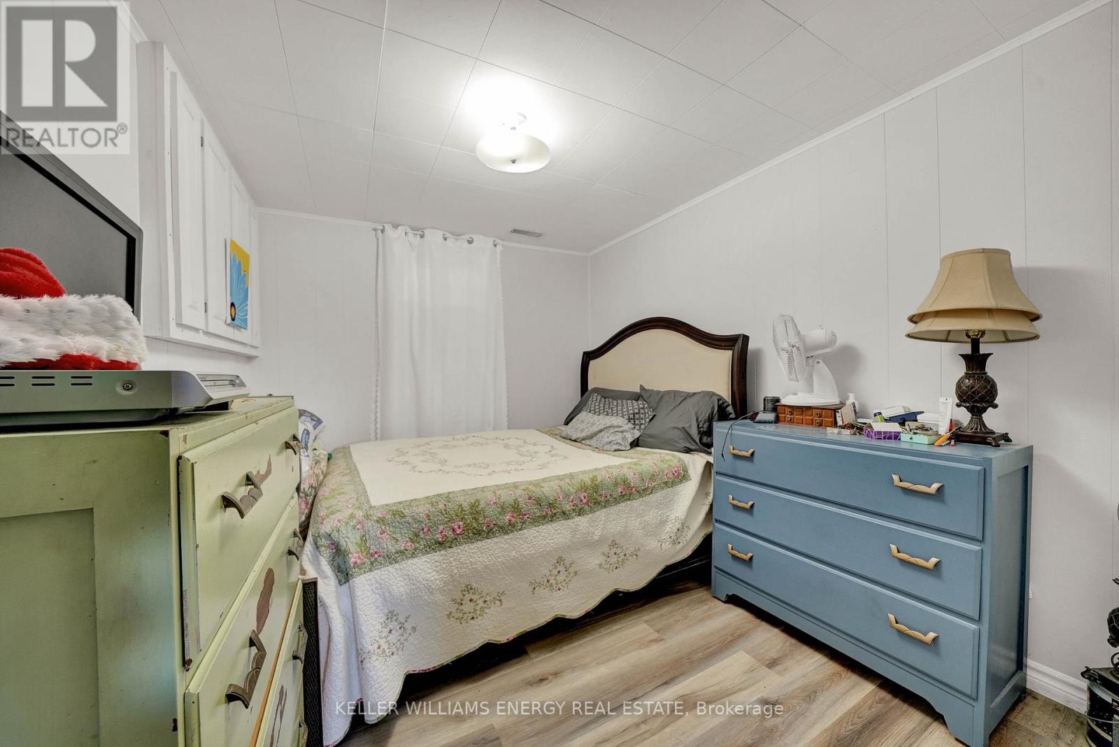 106 Oram Road, Prince Edward County (Sophiasburg Ward), Ontario  K0K 1G0 - Photo 34 - X12438011
