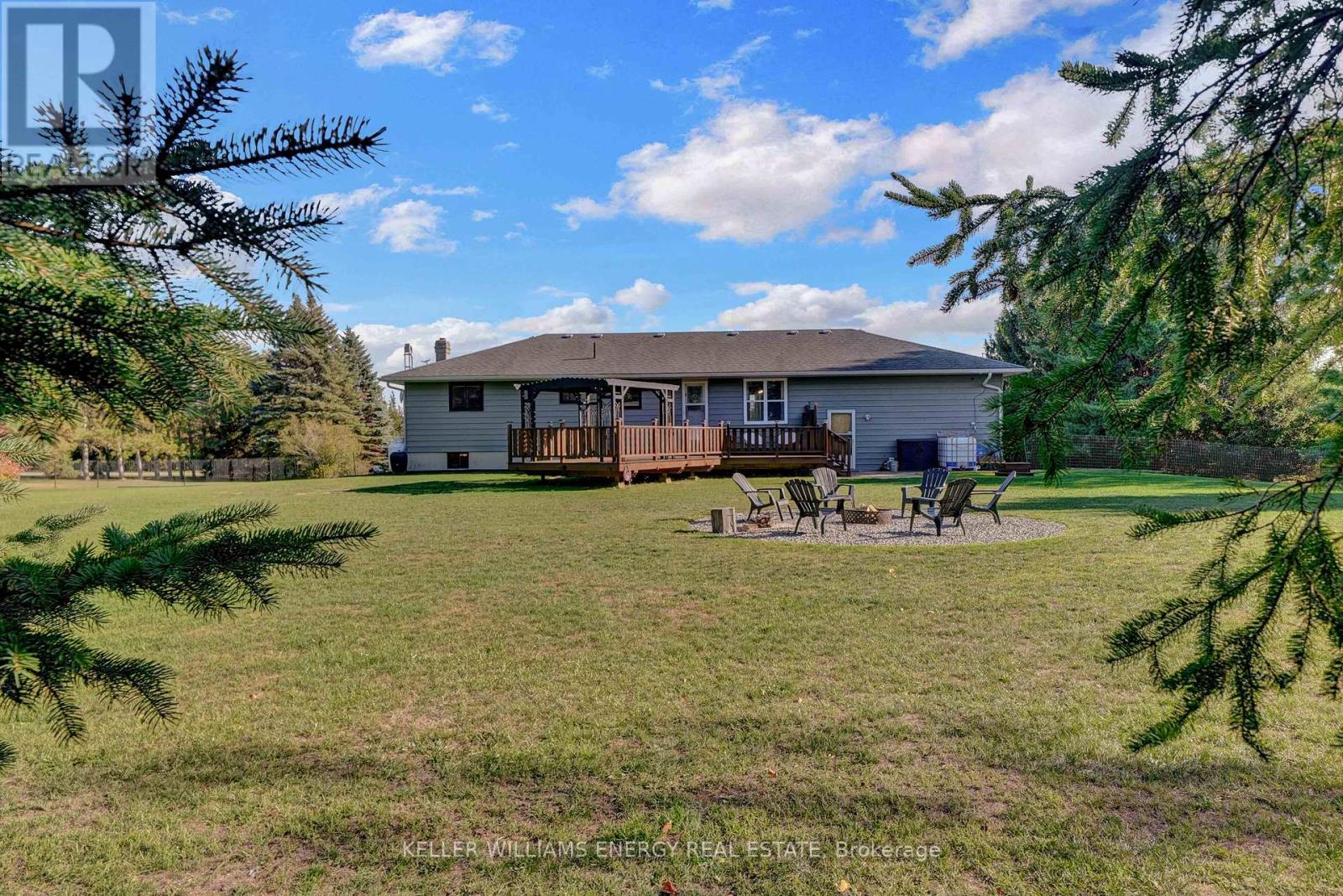 106 Oram Road, Prince Edward County (Sophiasburg Ward), Ontario  K0K 1G0 - Photo 40 - X12438011