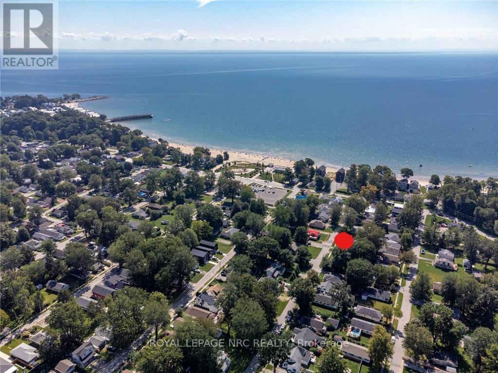 385 Westwood Avenue, Fort Erie, Ontario  L0S 1B0 - Photo 10 - X12438068