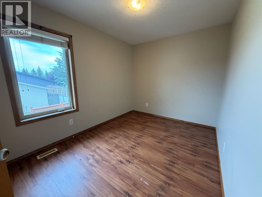 6224 Cypress Close, Olds, Alberta  T4H 1M7 - Photo 17 - A2244398
