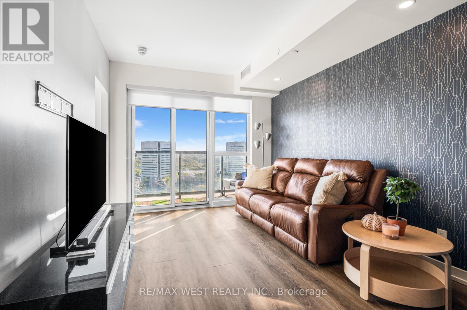 1405 - 6 Sonic Way, Toronto, Ontario  M3C 0P1 - Photo 4 - C12437760