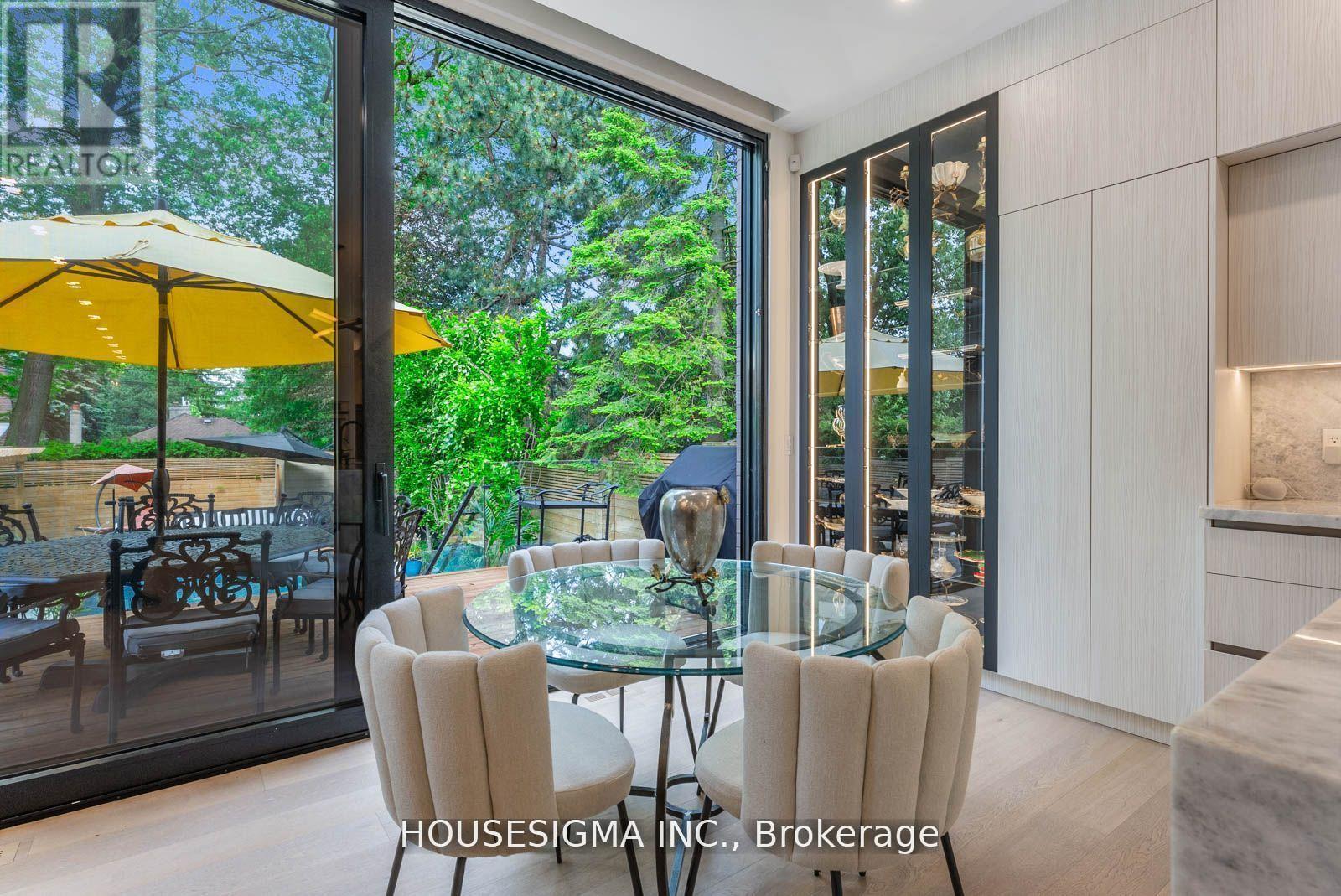 1 De Vere Gardens, Toronto, Ontario  M5M 3E4 - Photo 12 - C12437764
