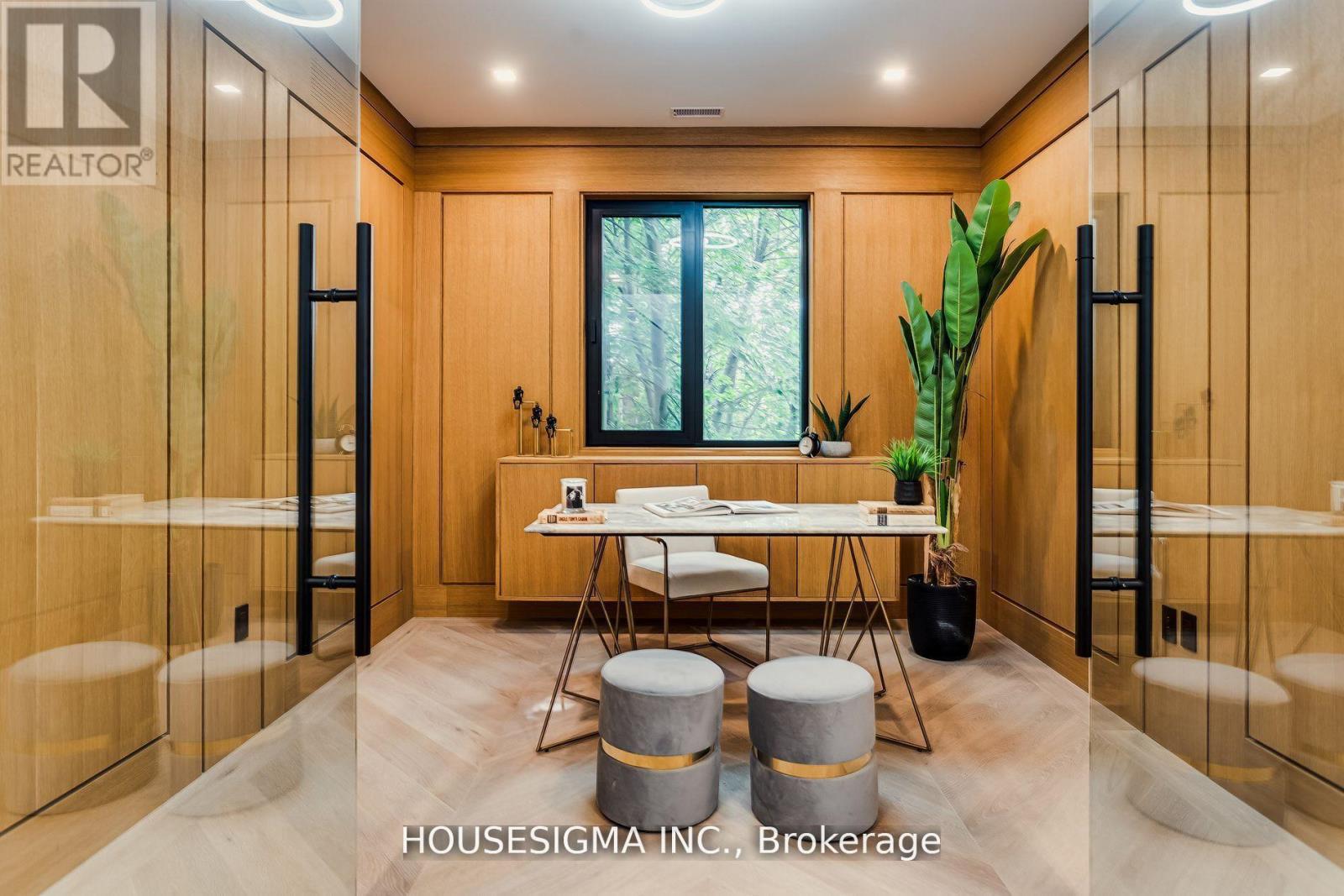 1 De Vere Gardens, Toronto, Ontario  M5M 3E4 - Photo 18 - C12437764