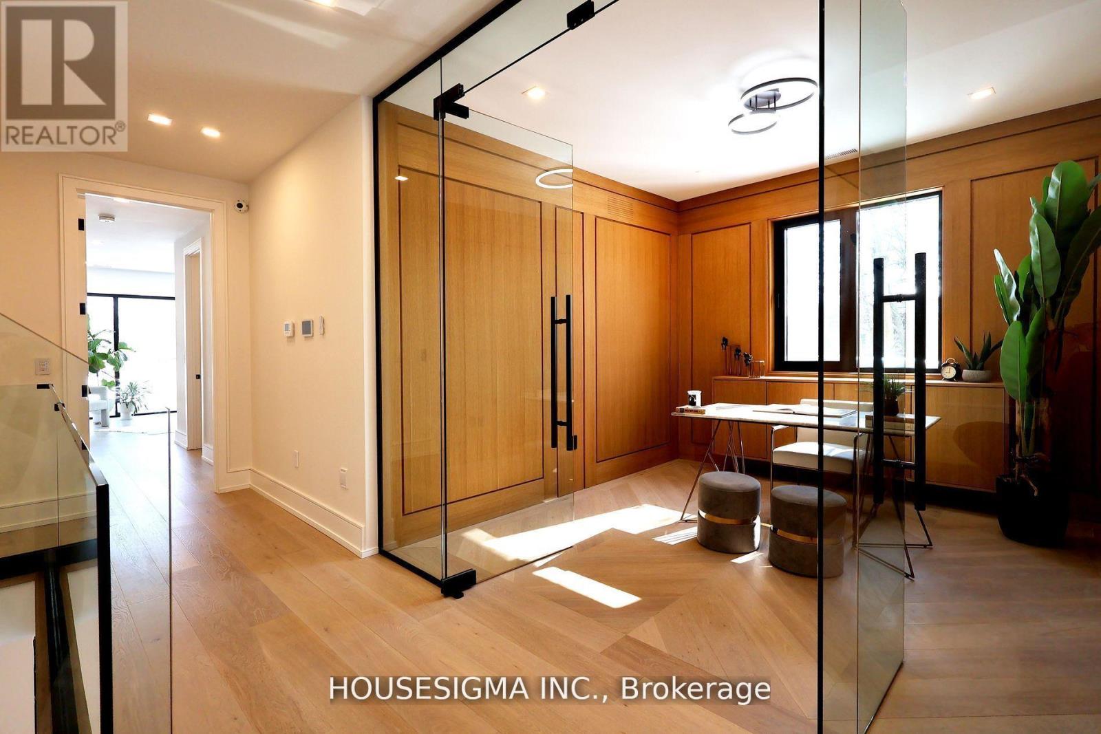 1 De Vere Gardens, Toronto, Ontario  M5M 3E4 - Photo 20 - C12437764