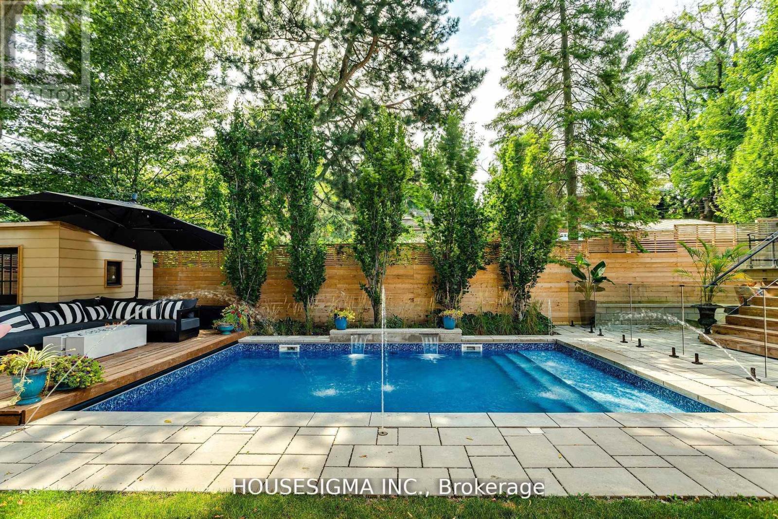 1 De Vere Gardens, Toronto, Ontario  M5M 3E4 - Photo 33 - C12437764