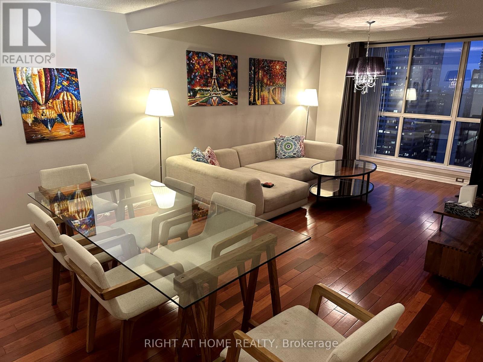 Ph15 - 633 Bay Street, Toronto, Ontario  M5G 2G4 - Photo 1 - C12437775