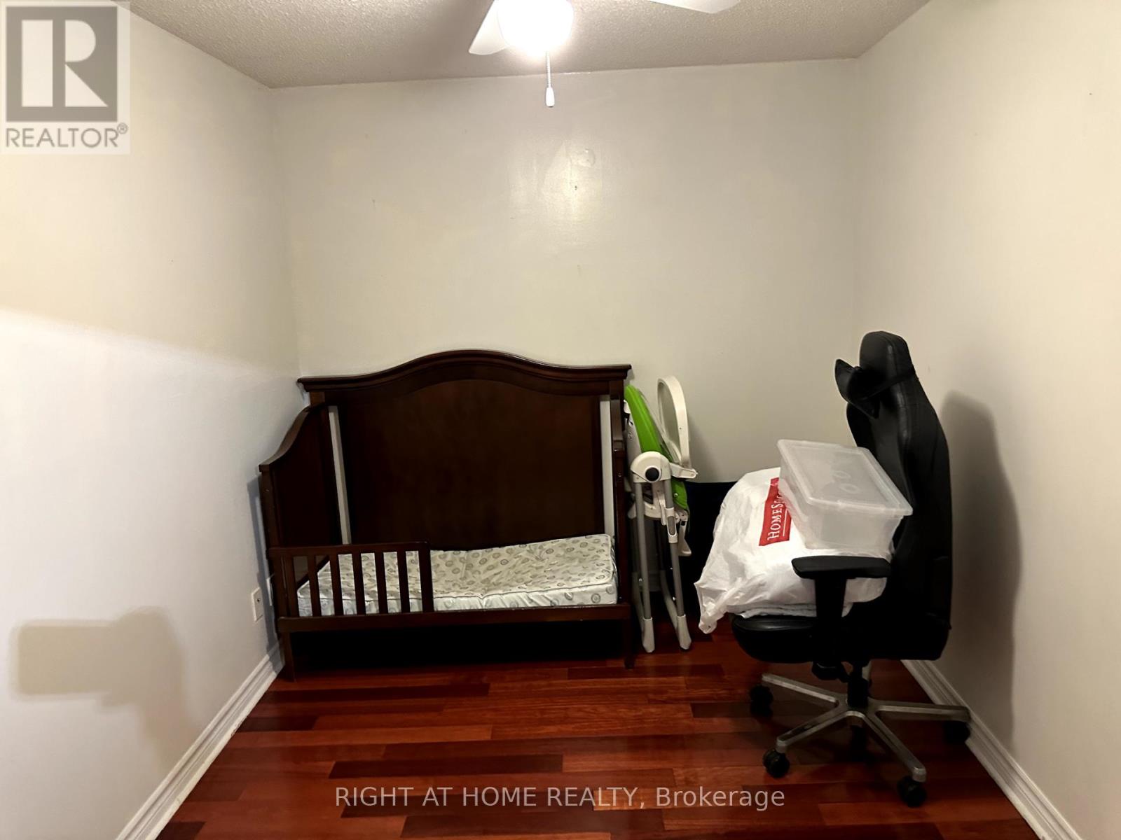 Ph15 - 633 Bay Street, Toronto, Ontario  M5G 2G4 - Photo 15 - C12437775