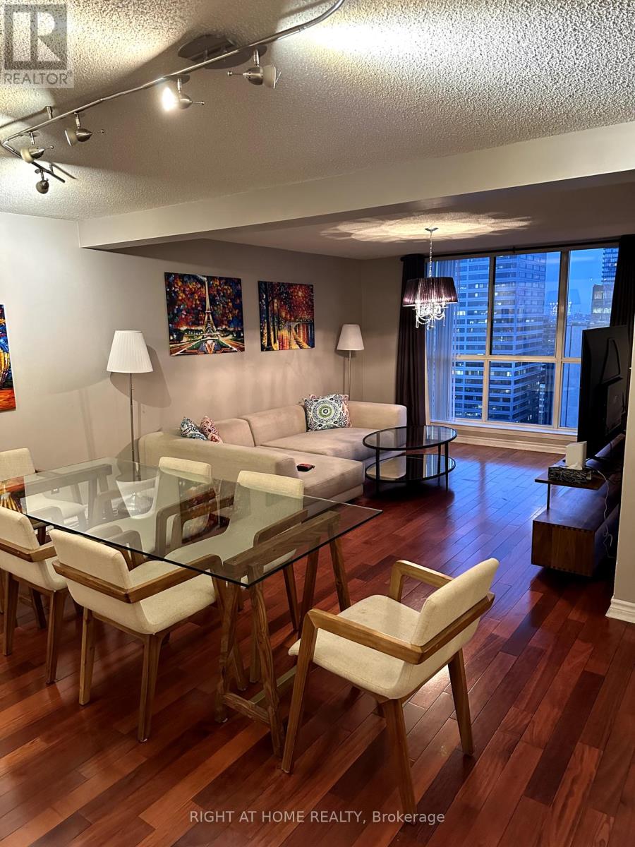 Ph15 - 633 Bay Street, Toronto, Ontario  M5G 2G4 - Photo 19 - C12437775
