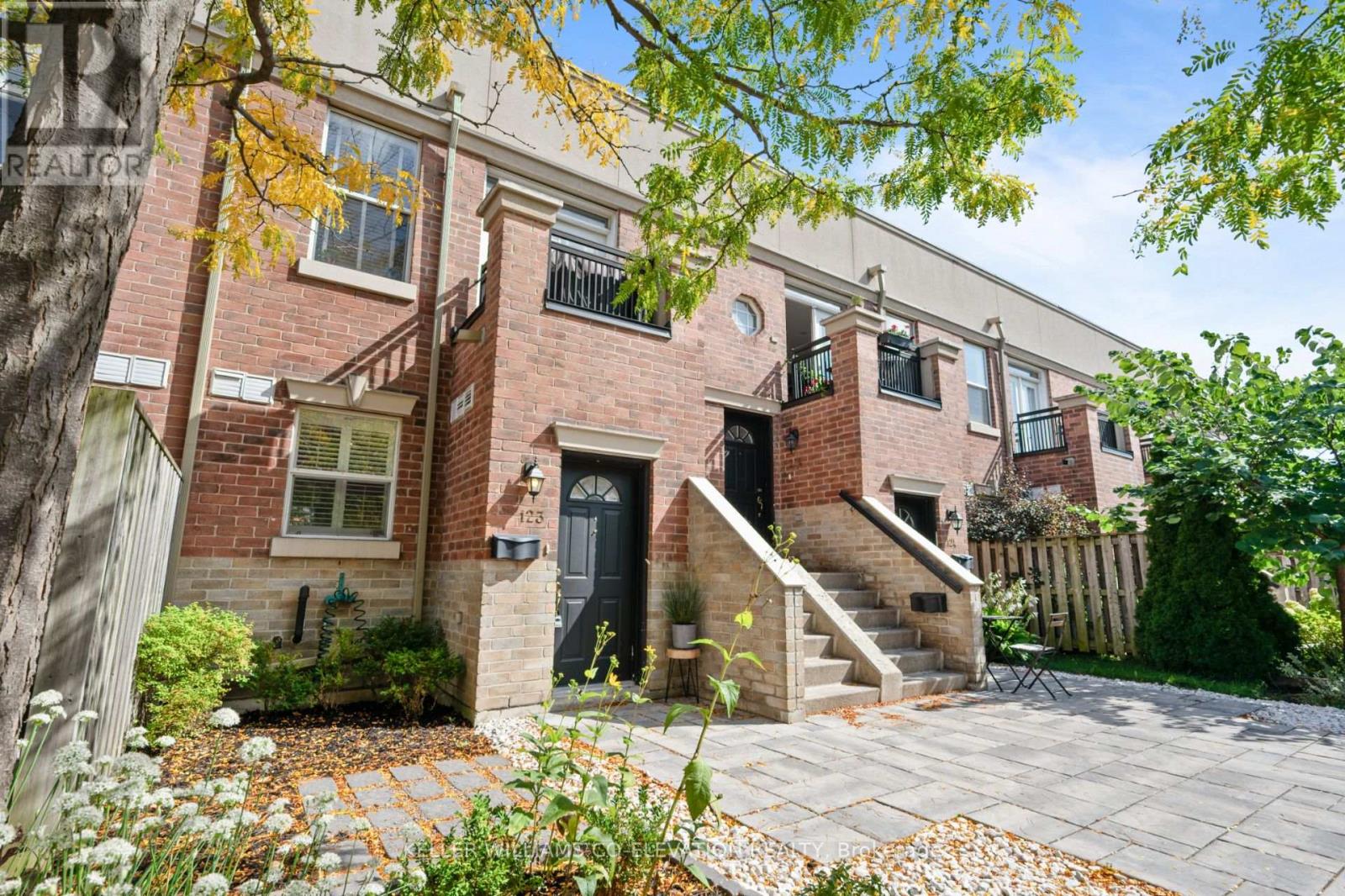 123 - 51 Halton Street, Toronto, Ontario  M6J 1R5 - Photo 1 - C12437824