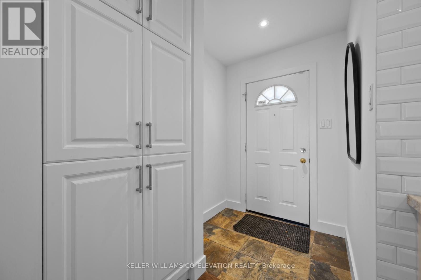123 - 51 Halton Street, Toronto, Ontario  M6J 1R5 - Photo 3 - C12437824