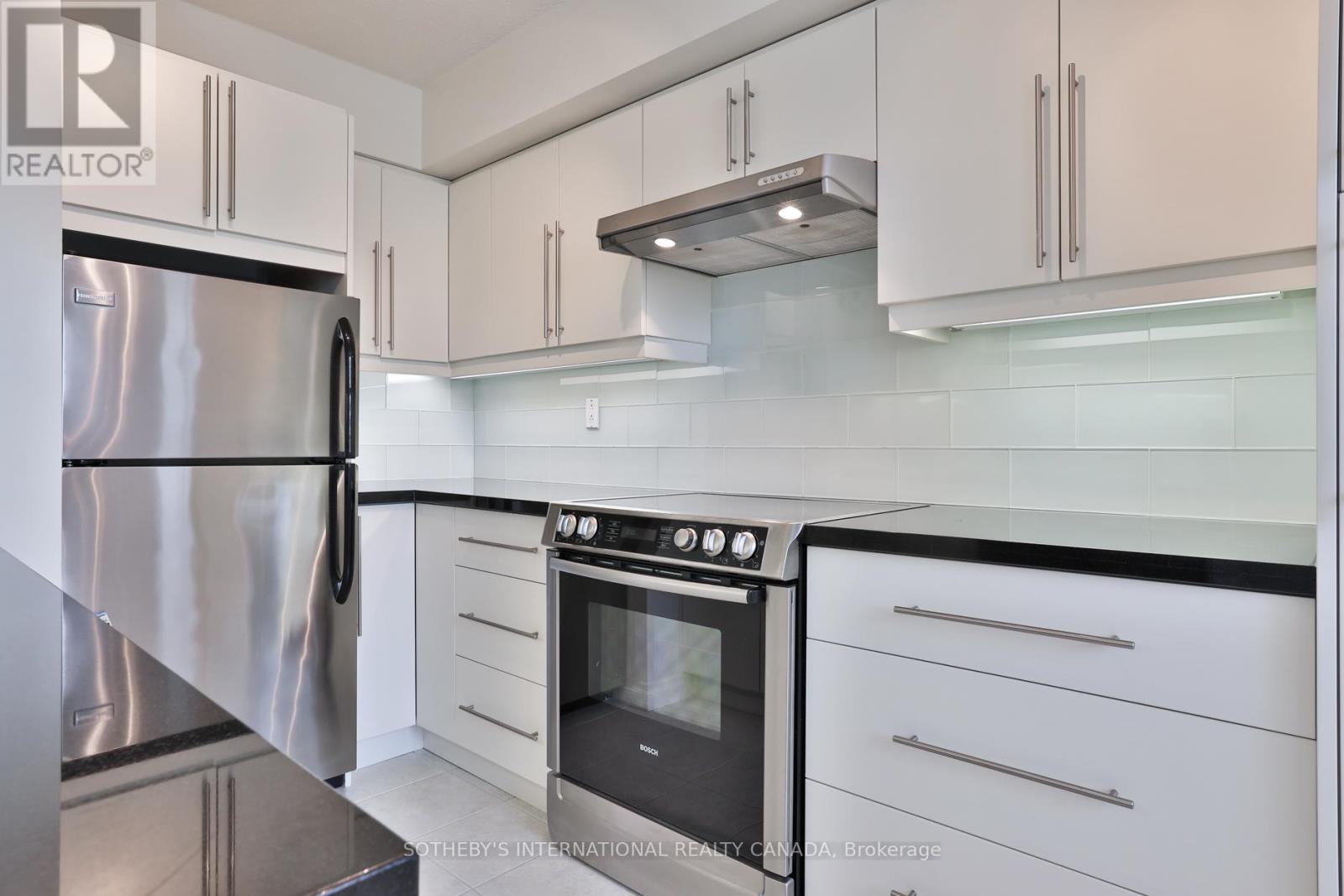 723 - 95 Prince Arthur Drive, Toronto, Ontario  M5R 3P6 - Photo 18 - C12437849