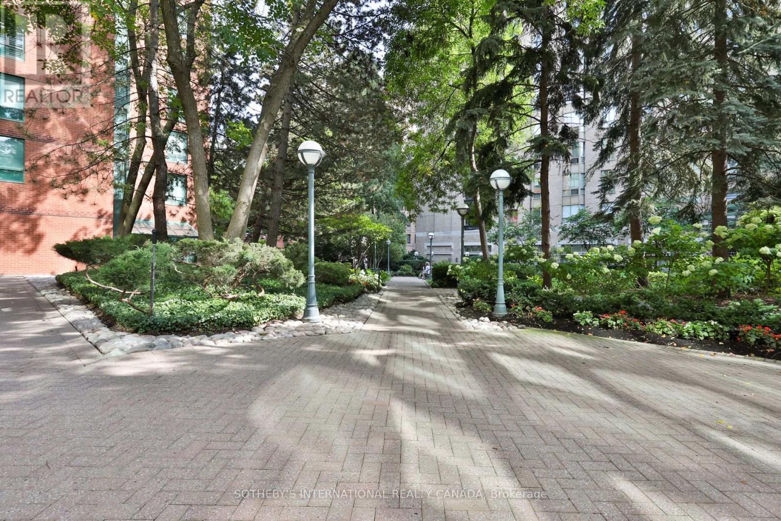 723 - 95 Prince Arthur Drive, Toronto, Ontario  M5R 3P6 - Photo 39 - C12437849
