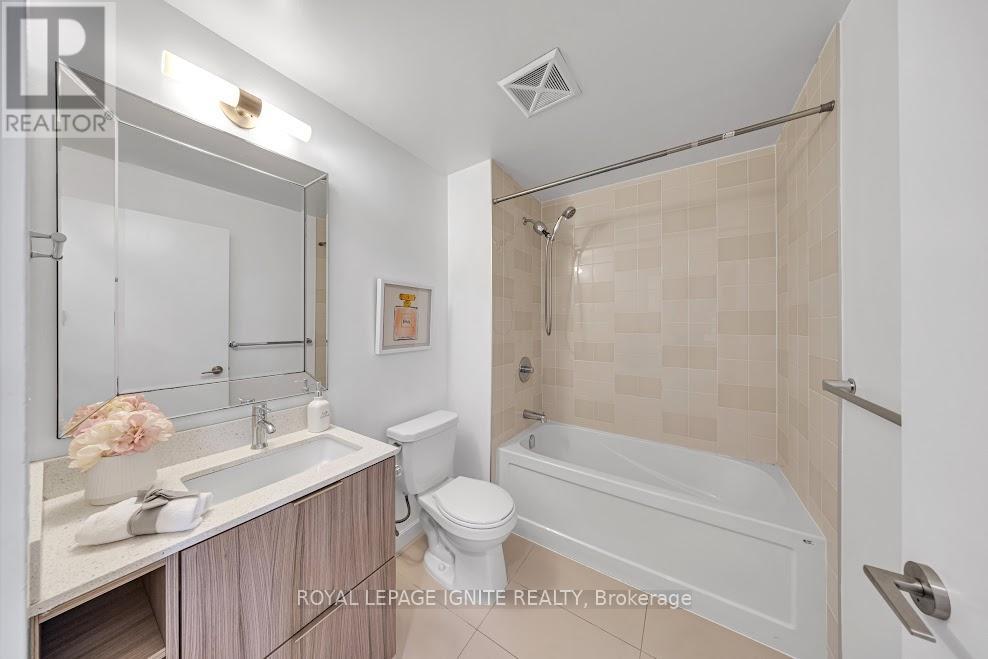 207 - 52 Forest Manor Road, Toronto, Ontario  M2J 0E2 - Photo 14 - C12437850