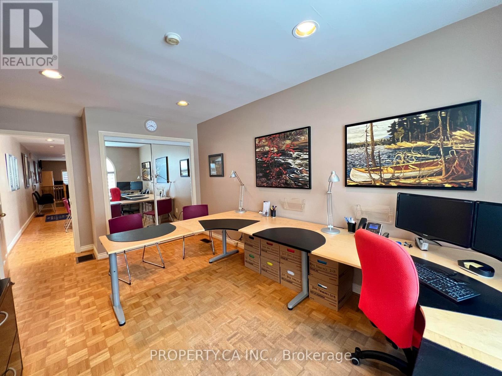 3221A YONGE STREET, Toronto, Ontario