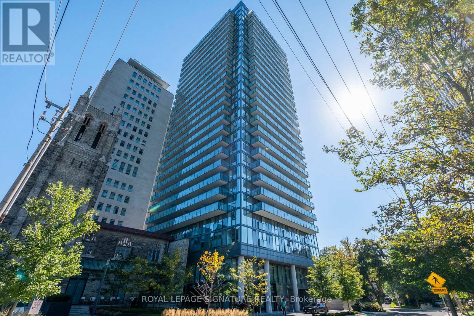 2106 - 99 Foxbar Road, Toronto, Ontario  M4V 0B2 - Photo 1 - C12437895