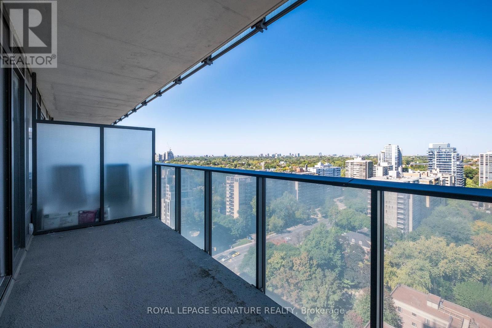 2106 - 99 Foxbar Road, Toronto, Ontario  M4V 0B2 - Photo 8 - C12437895