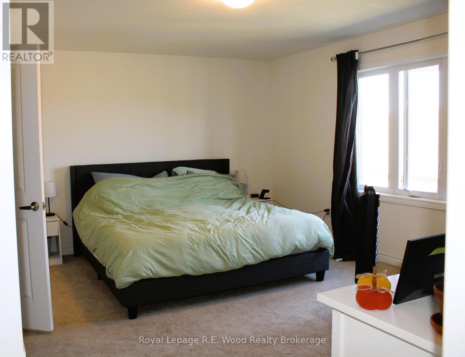 8 Beretta Drive, Tillsonburg, Ontario  N4G 0J7 - Photo 9 - X12438021