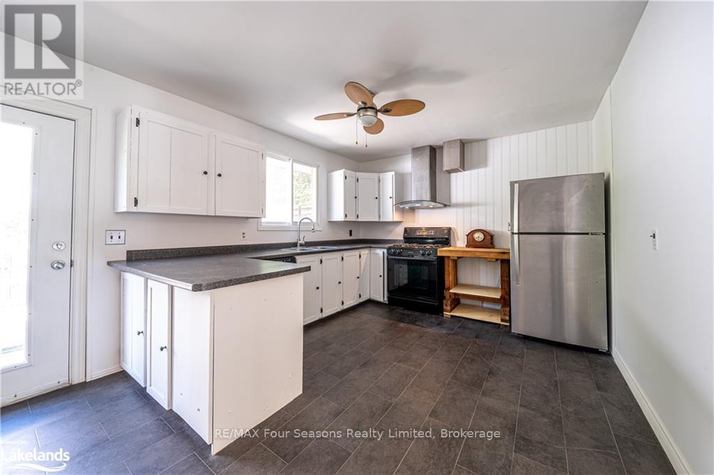 13 Water Street, Collingwood, Ontario  L9Y 4C2 - Photo 14 - S12297822