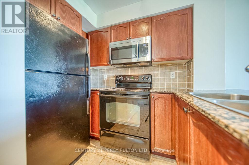 911 - 340 Watson Street W, Whitby, Ontario  L1N 9G1 - Photo 5 - E12437692