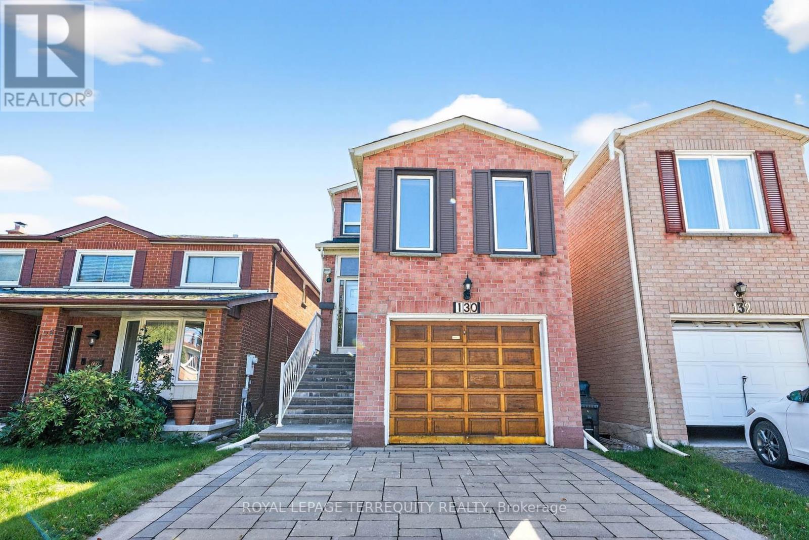 130 WHISTLING HILLS DRIVE, Toronto, Ontario