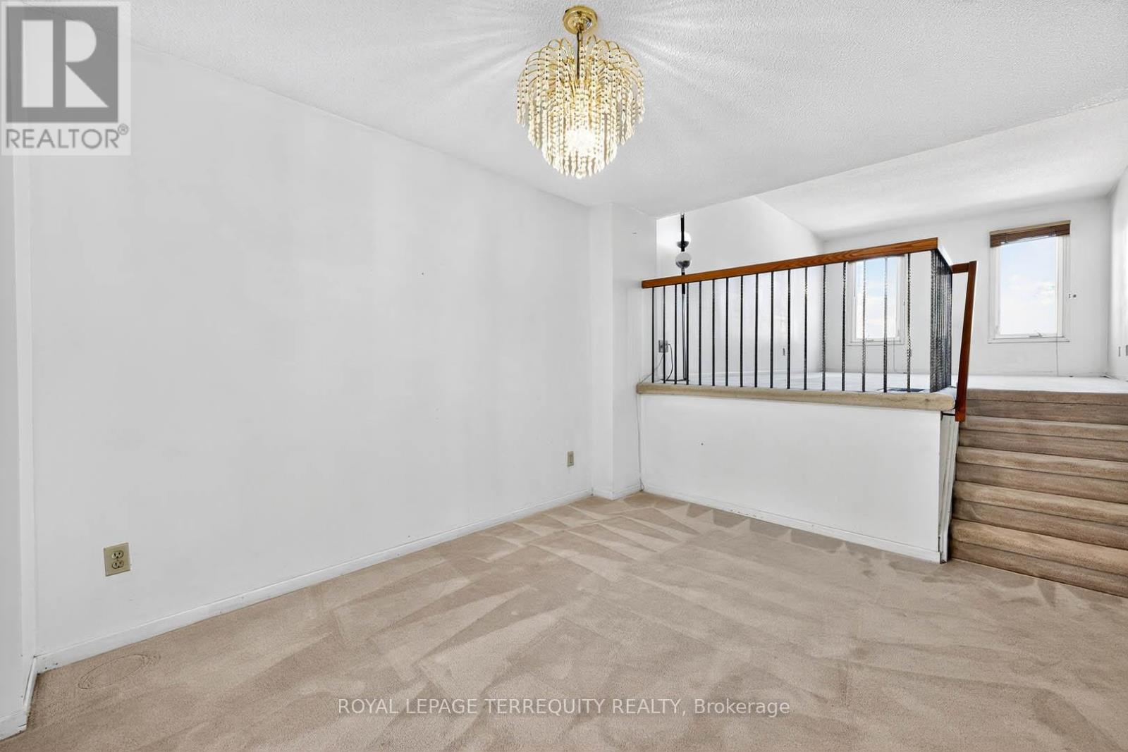 130 Whistling Hills Drive, Toronto, Ontario  M1V 3L1 - Photo 9 - E12437728