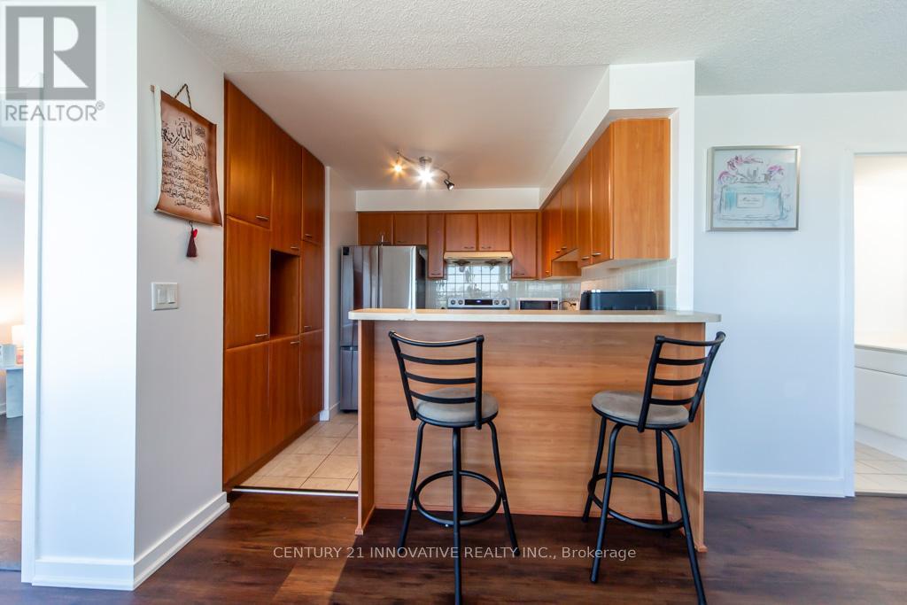 2303 - 38 Lee Centre Drive, Toronto, Ontario  M1H 3J7 - Photo 20 - E12437800