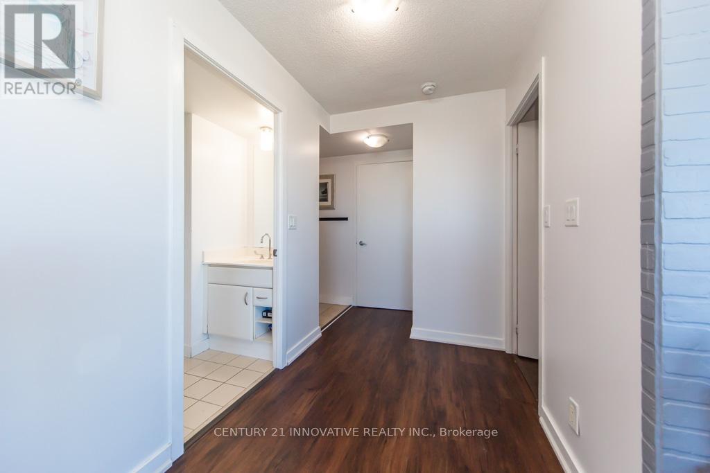 2303 - 38 Lee Centre Drive, Toronto, Ontario  M1H 3J7 - Photo 25 - E12437800