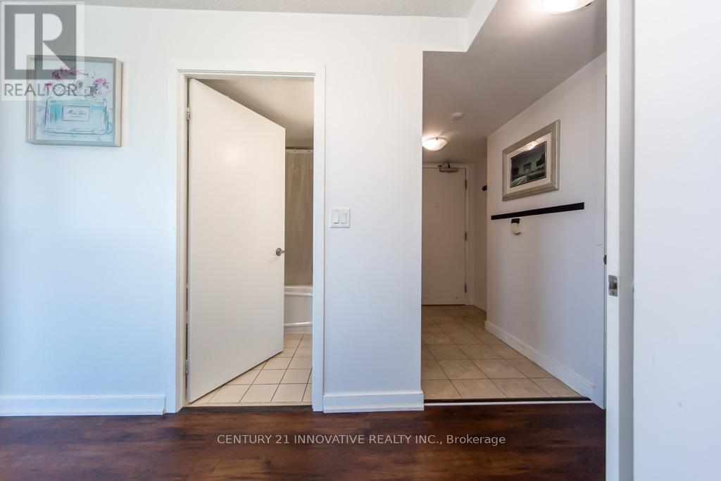 2303 - 38 Lee Centre Drive, Toronto, Ontario  M1H 3J7 - Photo 34 - E12437800