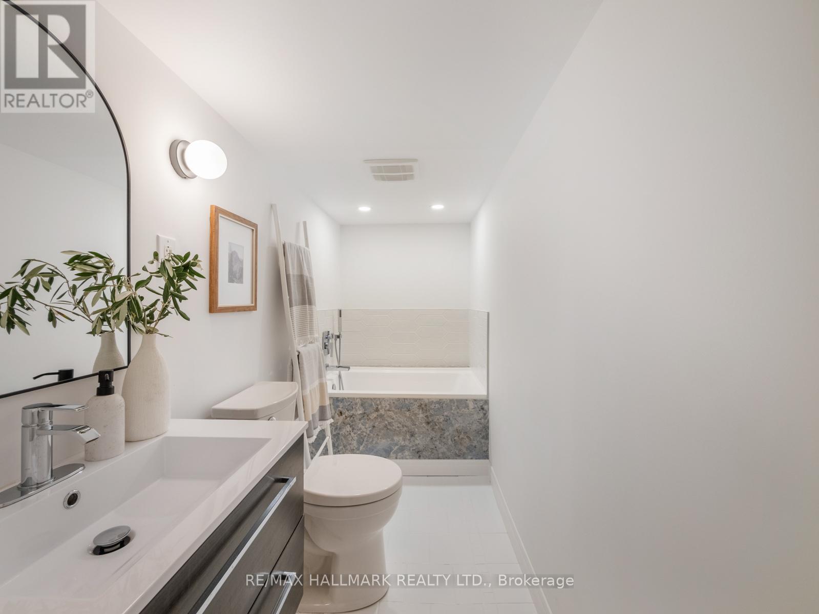 103 Blantyre Avenue, Toronto, Ontario  M1N 2R6 - Photo 32 - E12437810