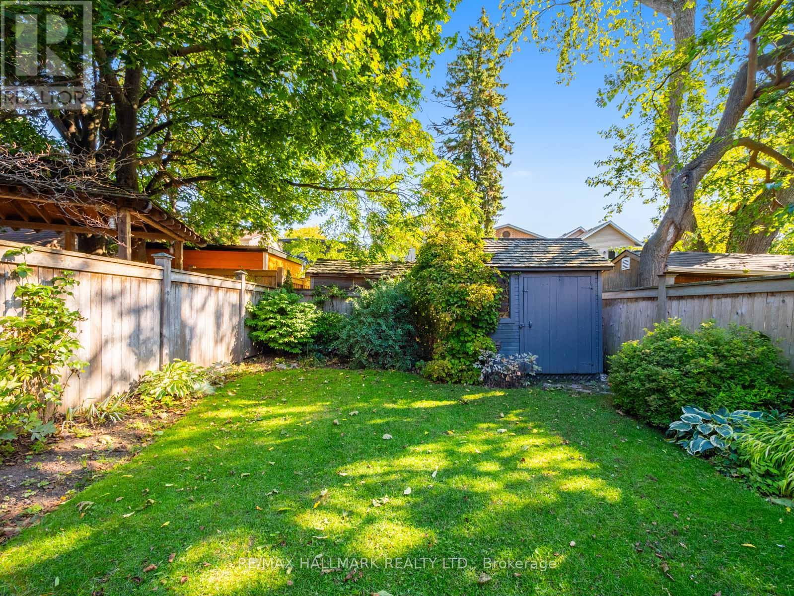 103 Blantyre Avenue, Toronto, Ontario  M1N 2R6 - Photo 37 - E12437810