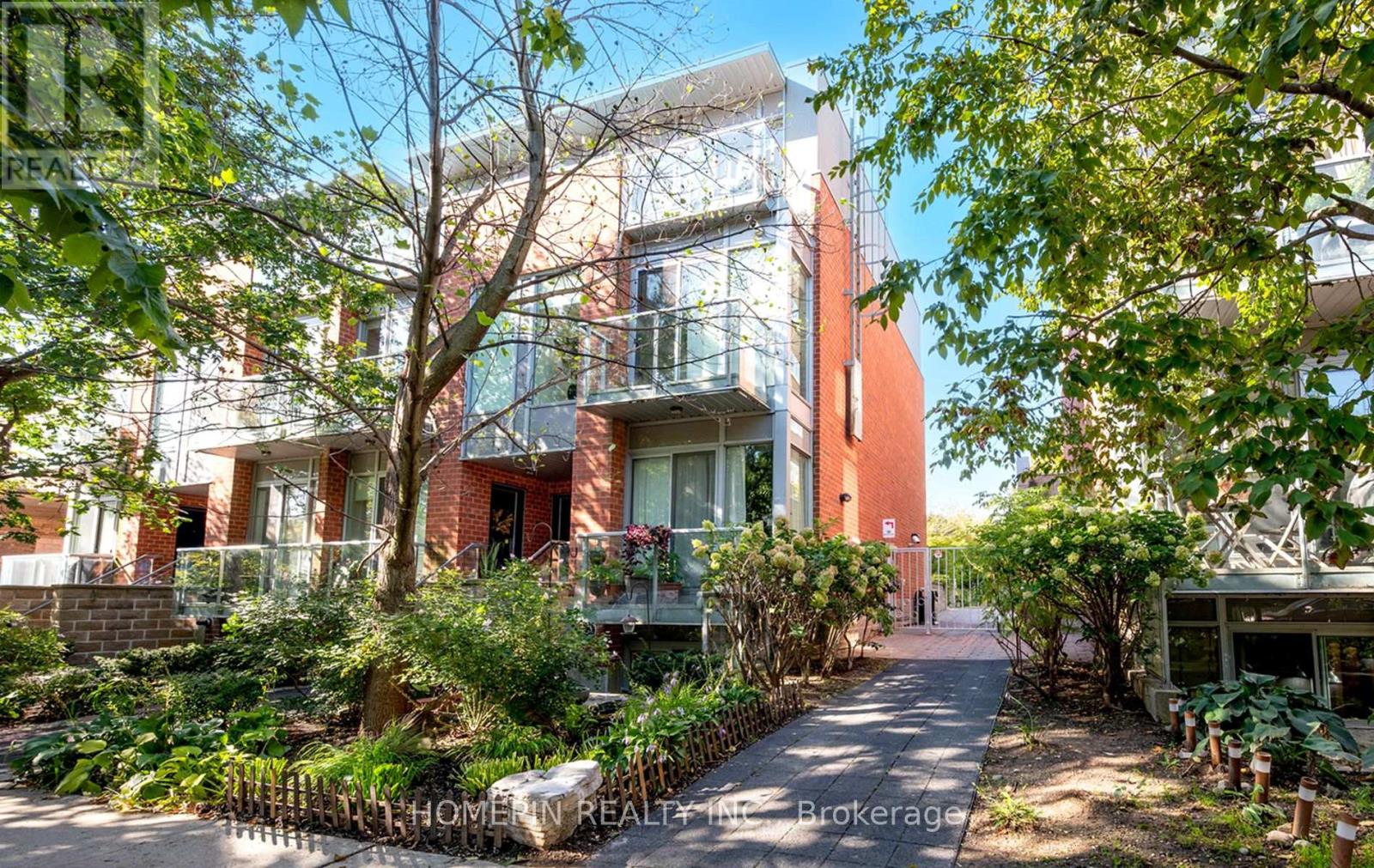 4 - 38 Boston Avenue, Toronto, Ontario  M4M 2T9 - Photo 1 - E12437861