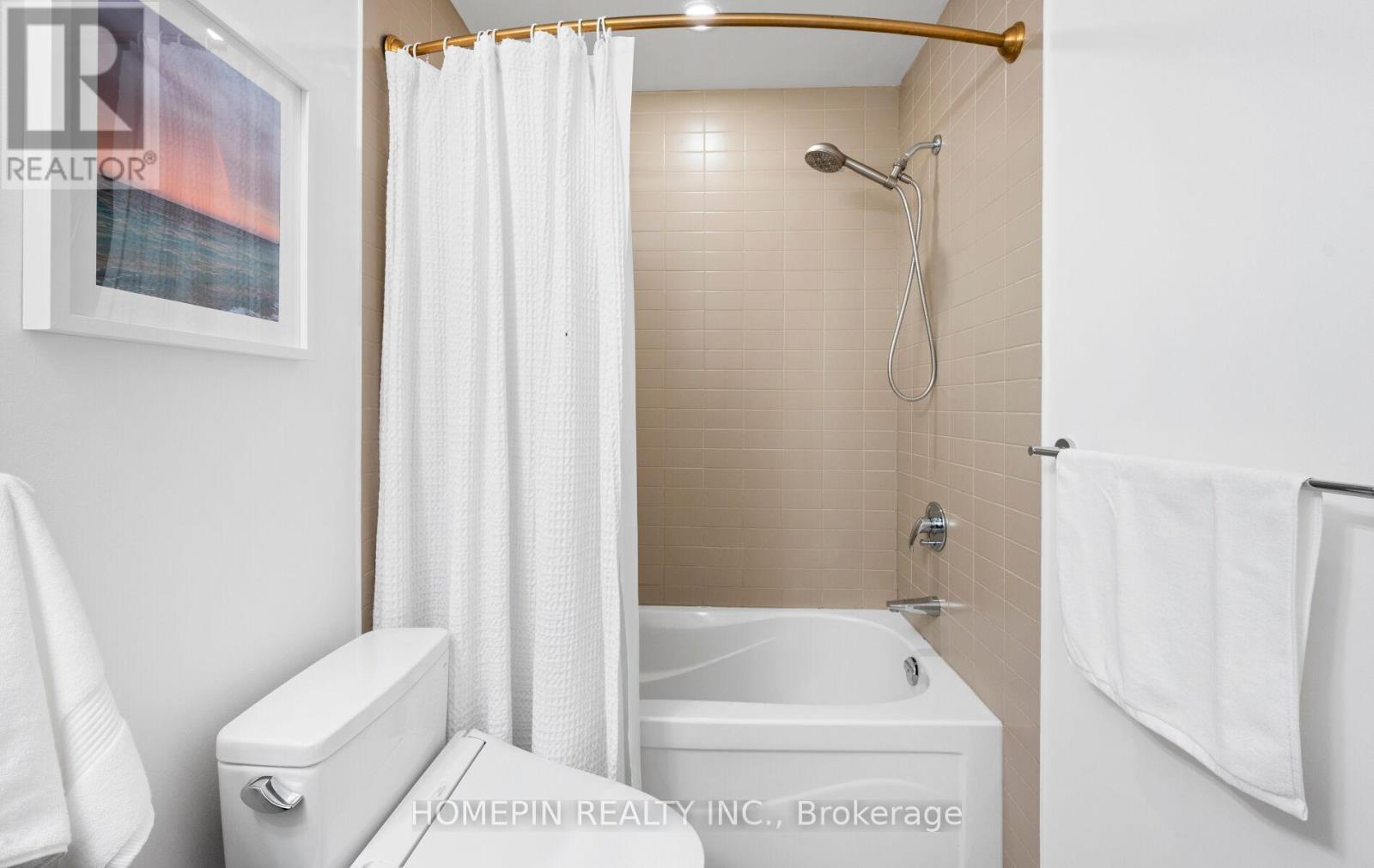 4 - 38 Boston Avenue, Toronto, Ontario  M4M 2T9 - Photo 13 - E12437861