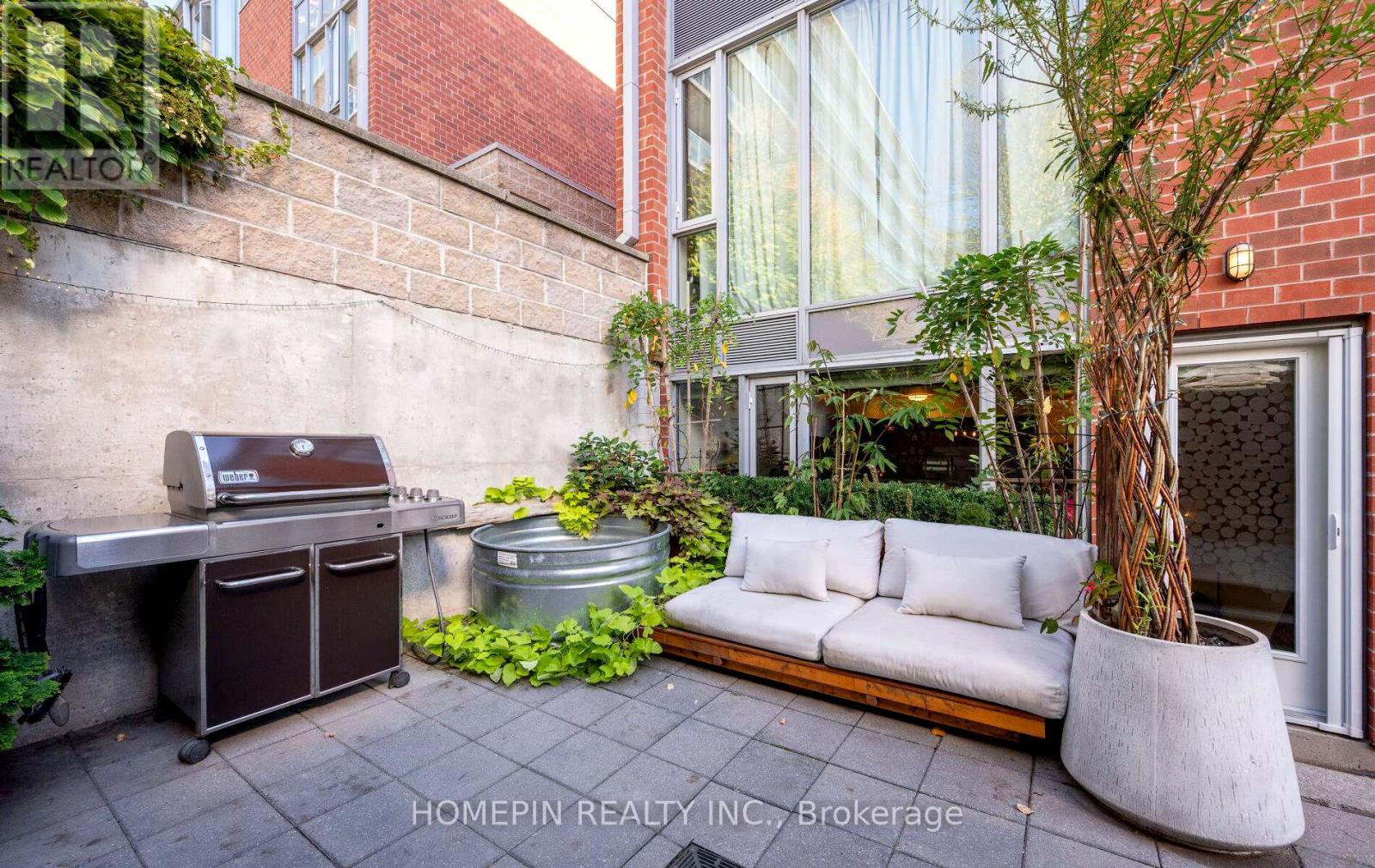 4 - 38 Boston Avenue, Toronto, Ontario  M4M 2T9 - Photo 2 - E12437861